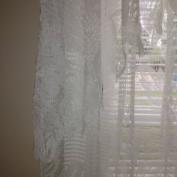 Nwt,  set of 2 lace curtains - Picture 1 of 8
